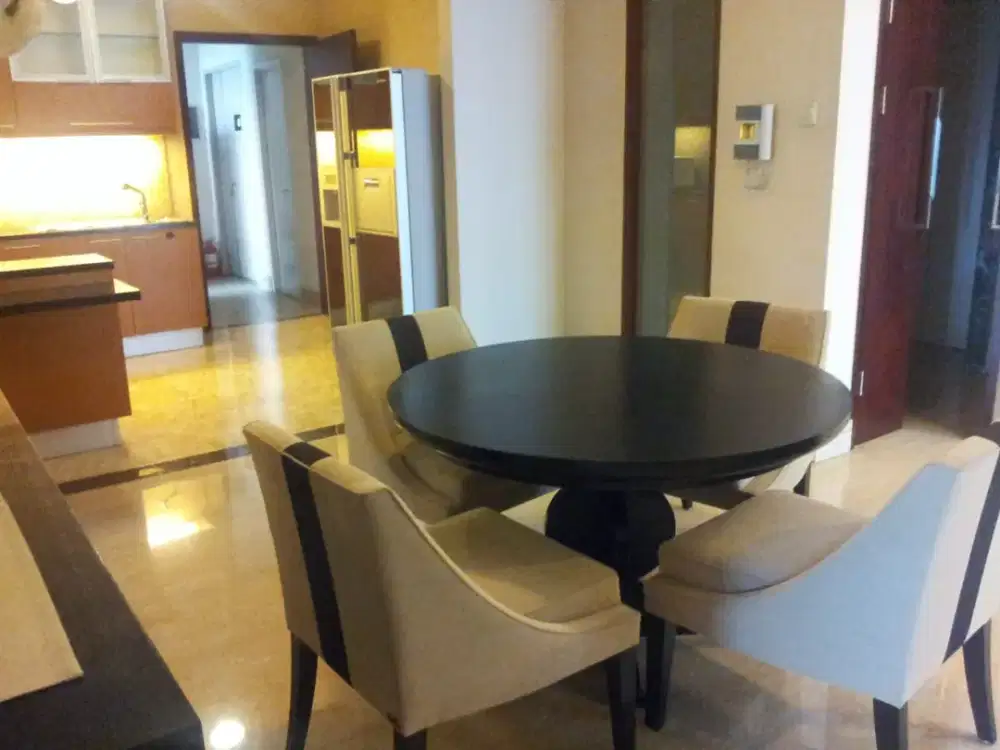 The Capital Residence - Apartemen Lux 3BR+1 dengan Private Lift di Gatot Subroto Jakarta