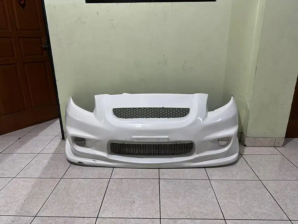 Body ings Yaris Bakpao bagian depan