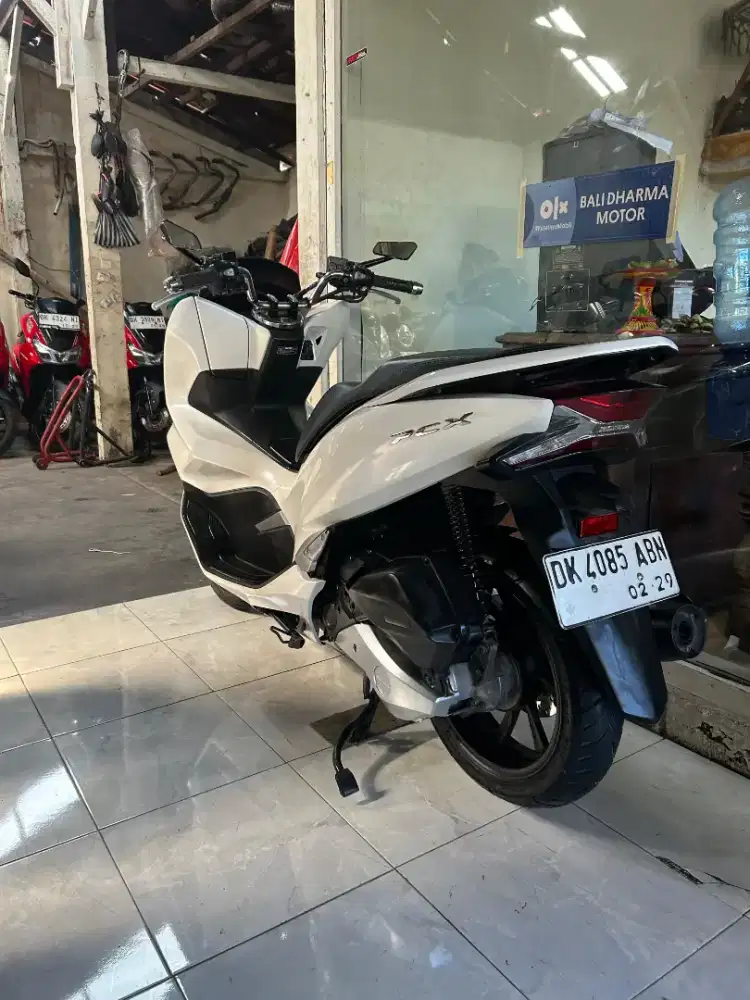Dp 500 RB Honda PCX. 150 CC thn 2019 cash. Bali dharma motor