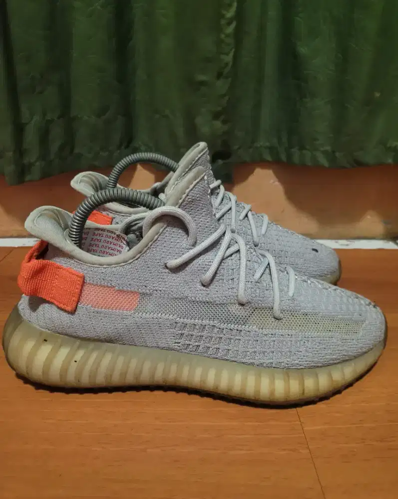 Adidas Yezzy 350 size 40