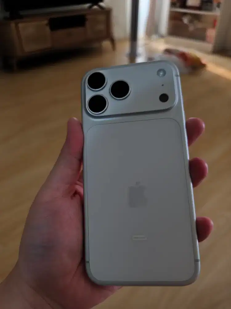 iPhone 17 Pro Max 256gb Silver PA/A Ibox