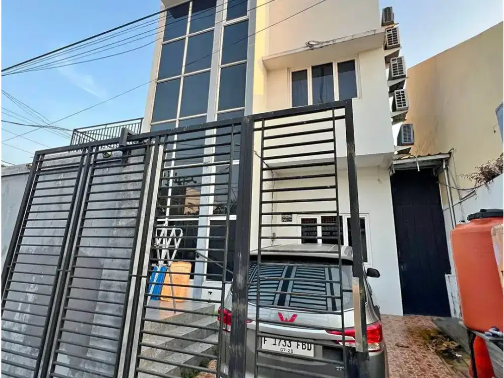 Rumah Hook 3 Lt di Selomas Timur Panggung Lor Semarang Utara