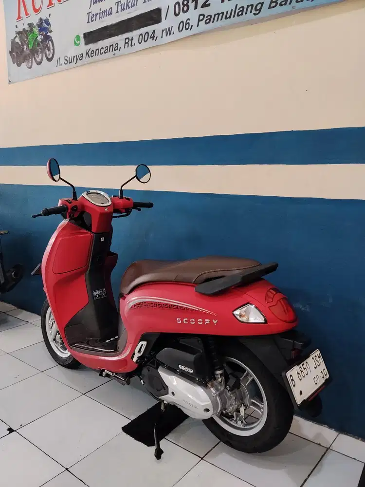 Dijual cepat Honda Scoopy new 2025 KM low super mulus pajak hidup