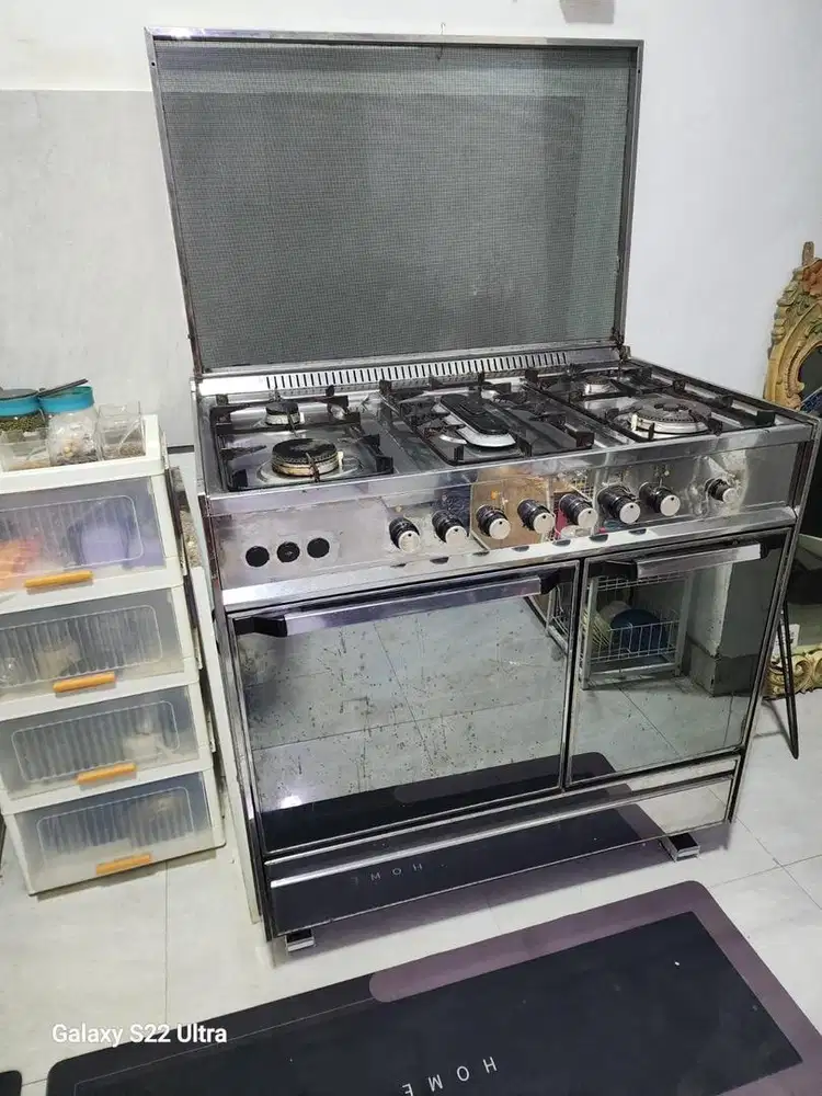 Kompor standing modena 5 tungku dan oven.stainless asli