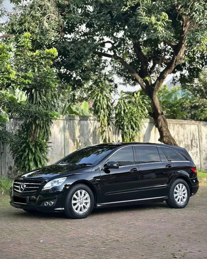 Mercedes Benz R300 L Hitam 2011 Tdp Murmer Ori Menarik Bu Antik Simpan