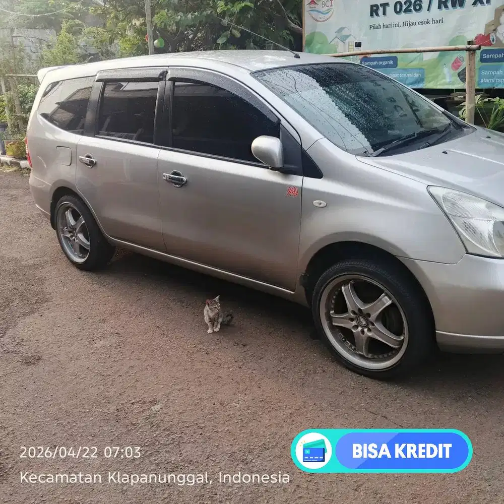 Nissan Livina 2013 Bensin
