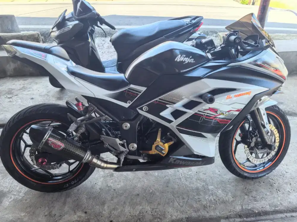 Di jual motor warior250