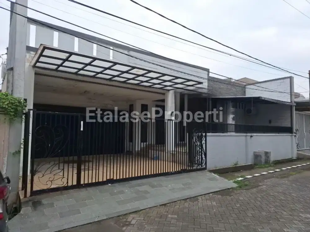 Disewakan rumah darmo permai selatan