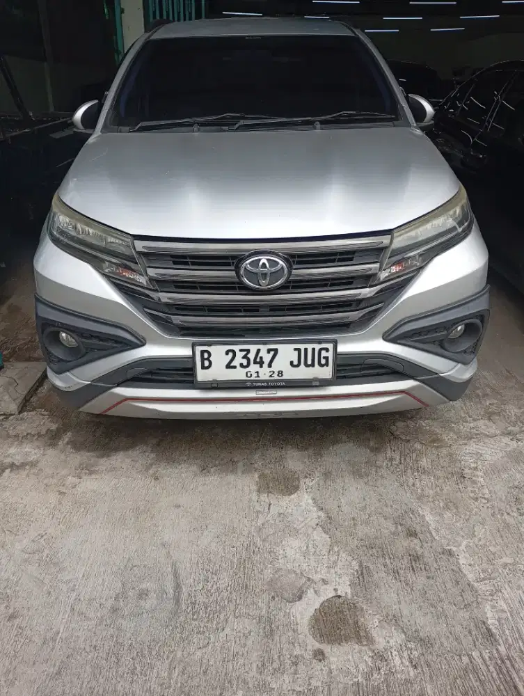 Toyota Rush 1.5 S TRD AT 2018 Silver