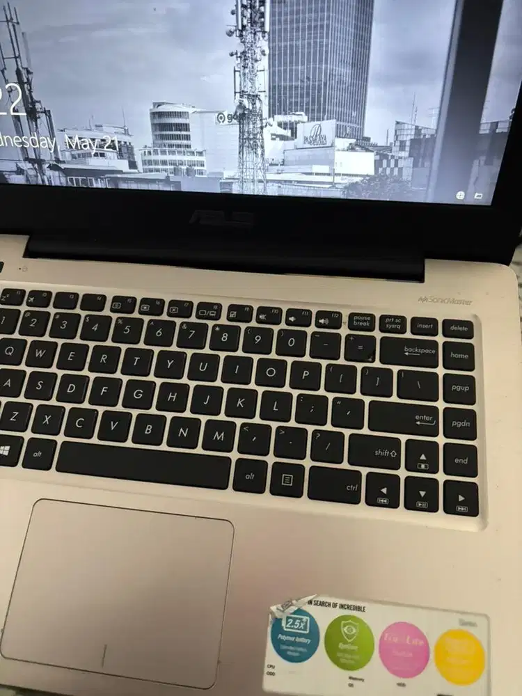 Laptop ASUS keluaran lama
