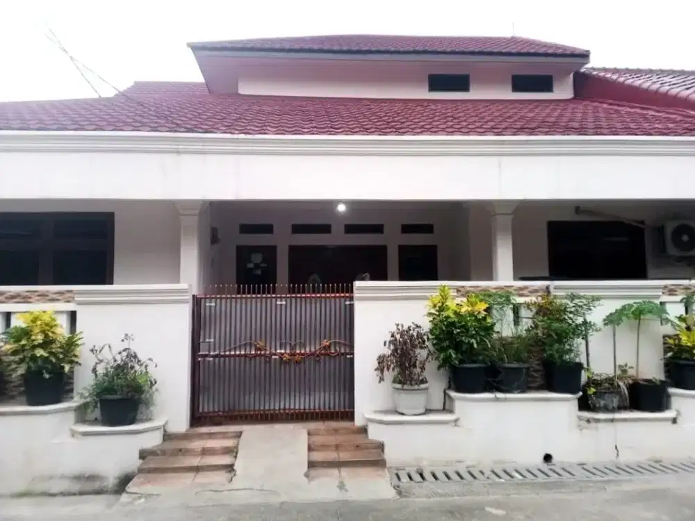 Dijual Rumah Mewah Cantik 2 Lantai di Bintara Jaya – Luas, Strategis, dan Siap Huni!