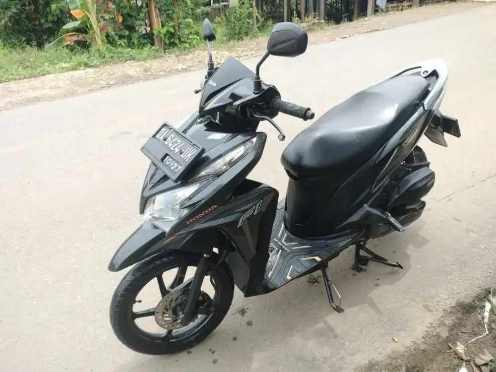 Honda Vario 125cc tahun 2012 Warna Hitam