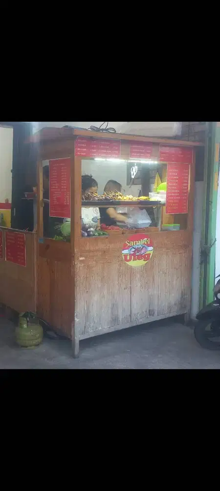Etalase, Booth, Meja & Bangku bekas jualan Nasi Pecel