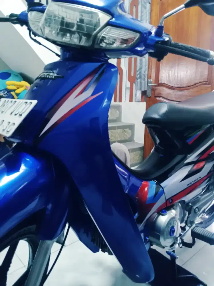 Motor mulus jarang di pake. Taat pajak  semua nya kelitrikan nya nyala