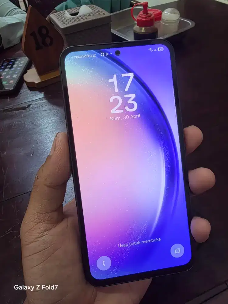 Samsung galaxy a54 8/128 5g banyak bonus 4 case
Normal semua no minus