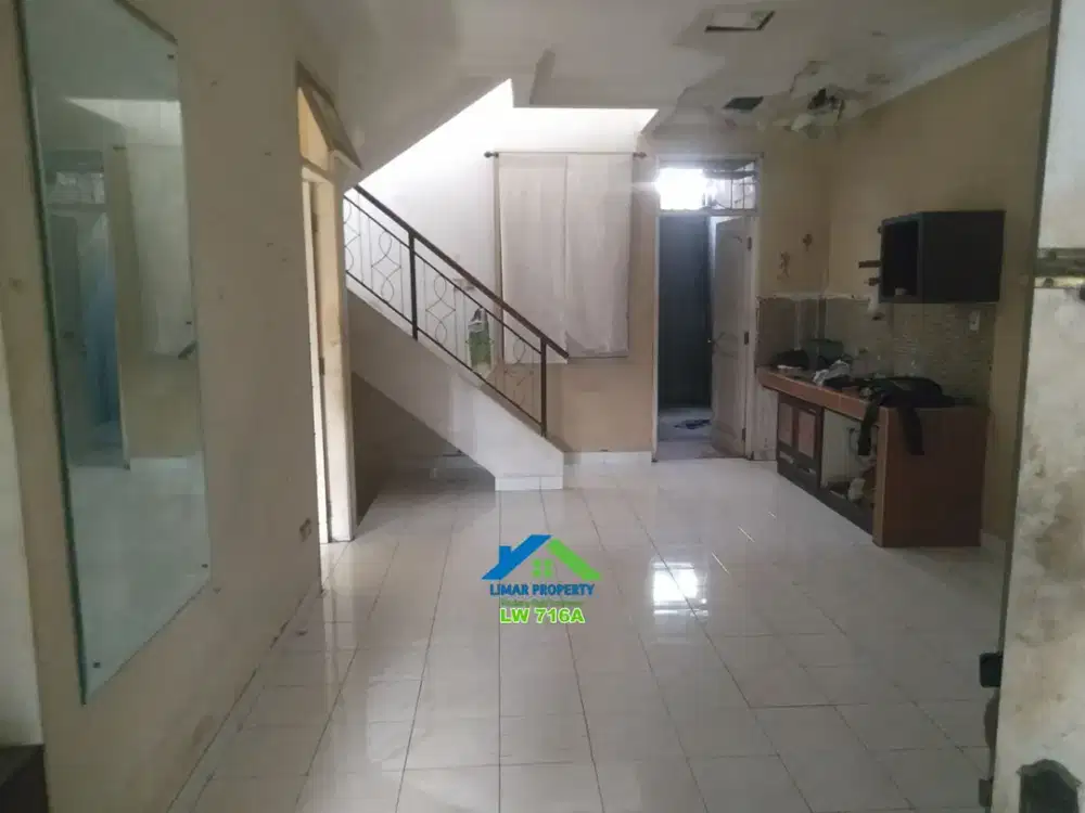 Rumah Tahap Renovasi Harga Terbaik di Legenda Wisata Cibubur