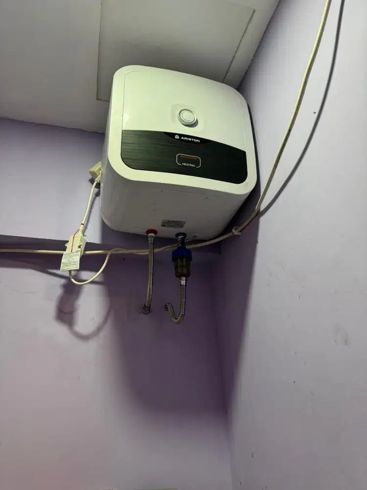 Water Heater Ariston 30 Liter