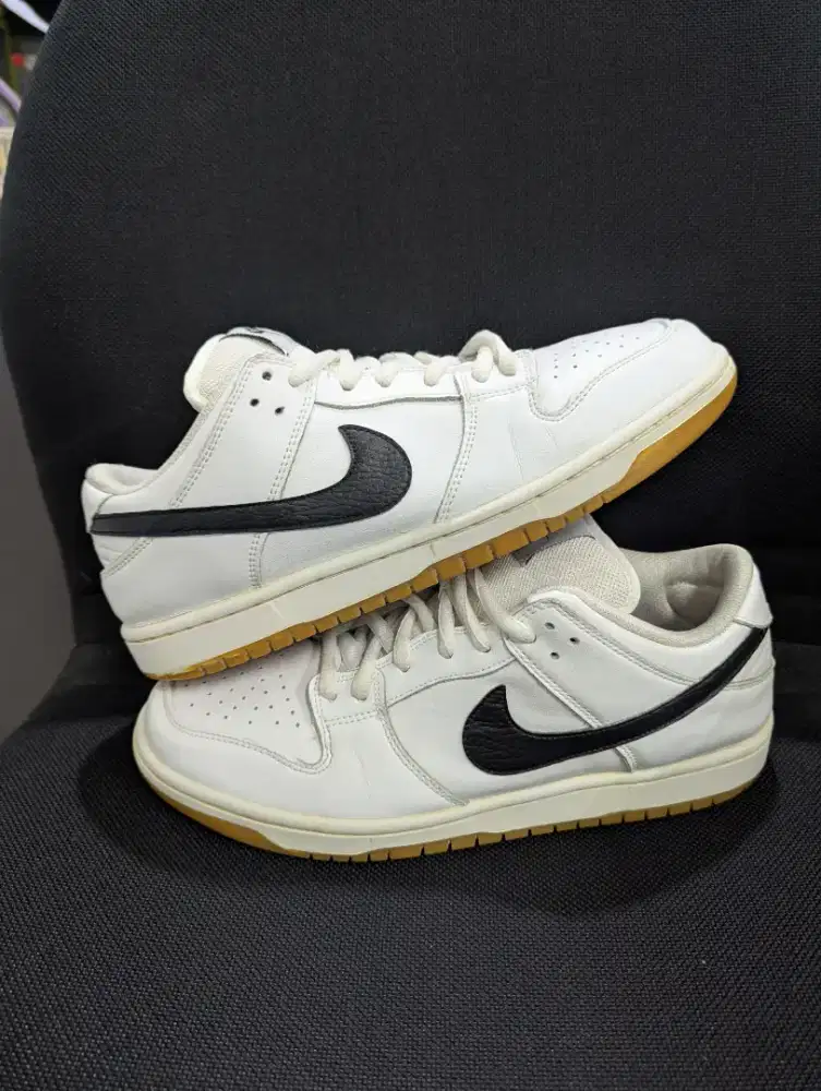 Sepatu Nike SB white gum preloved size 43