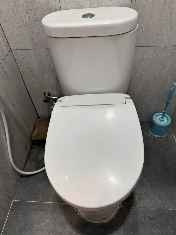 Closet Duduk TOTO Original