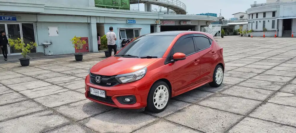 Honda Brio RS two ton matic promo menarik TDP 10% 2020