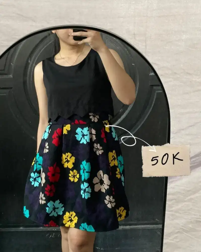 YVPreloved Floral Mini Dress