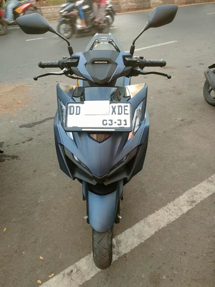 Honda Vario 160cc 2026 biru ABS