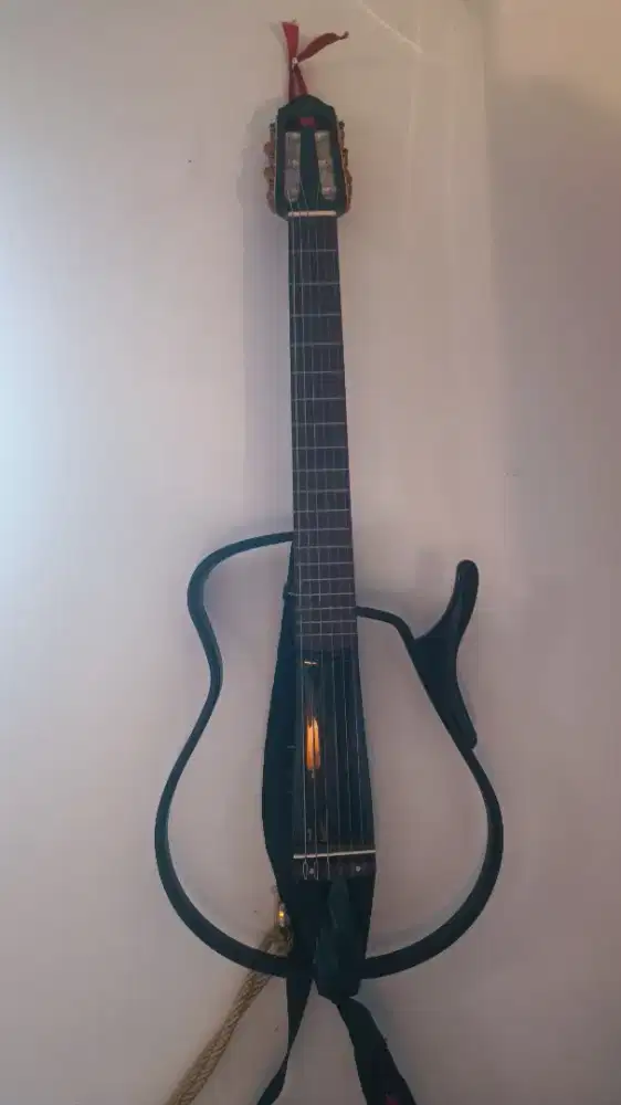 Yamaha Silent Guitar SLG-100N