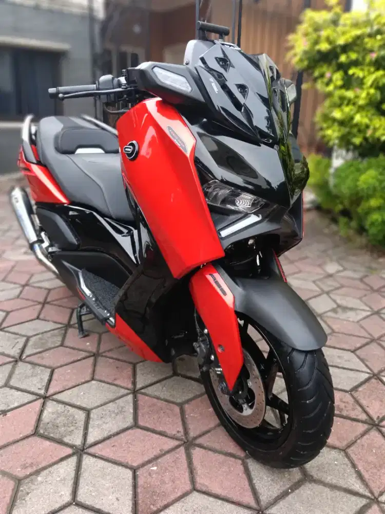 Xmax Tech Max 2024 modif