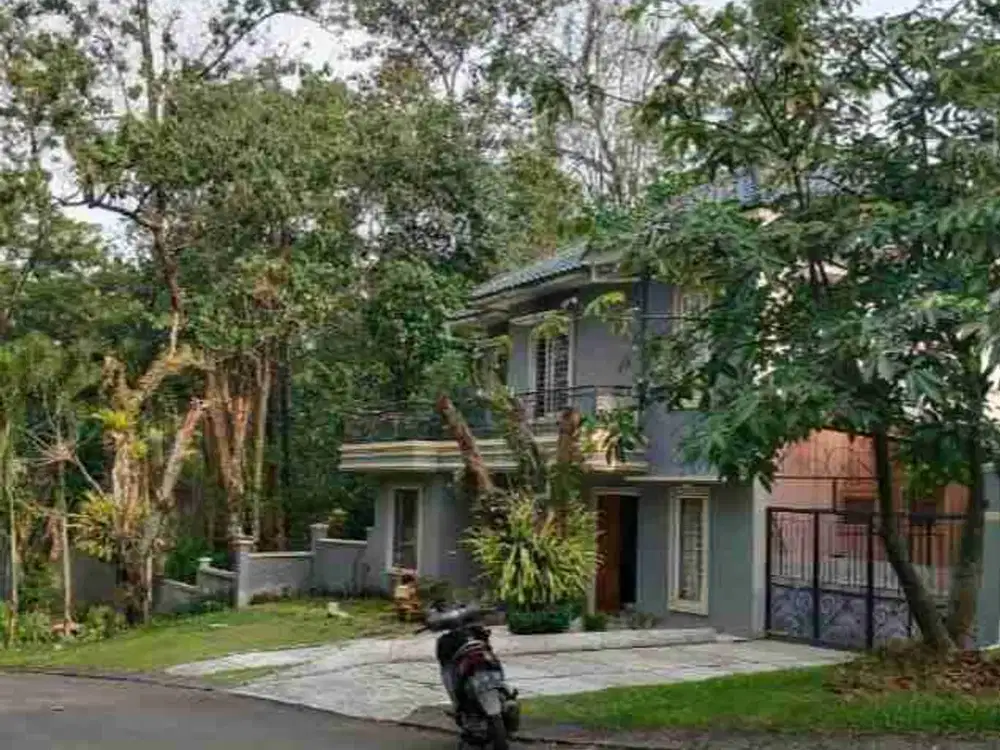 PERUMAHAN BUKTI SENTUL RUMAH MEWAH MEGAH HARGA MURAH HALAMAN LUAS BANGUNAN MODERN LOKASI NYAMAN STRATEGIS