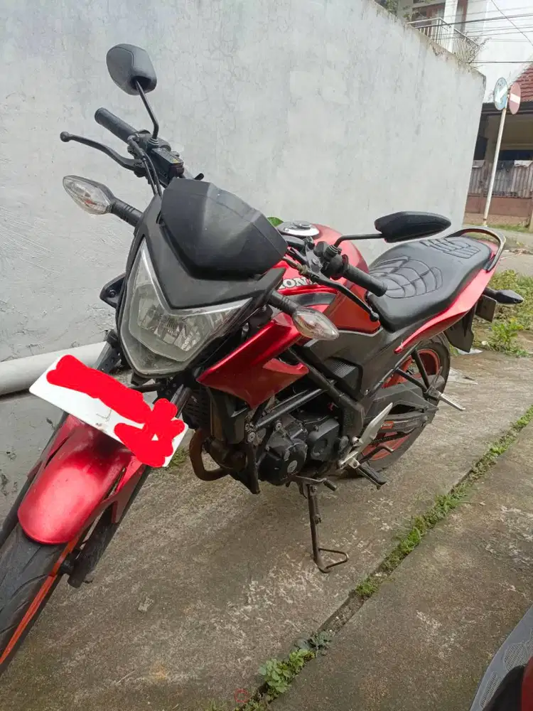 Dijual Honda CB 150 R Streetfire 2013