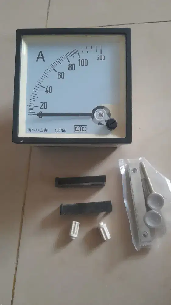 Amper meter analog dan Ct
