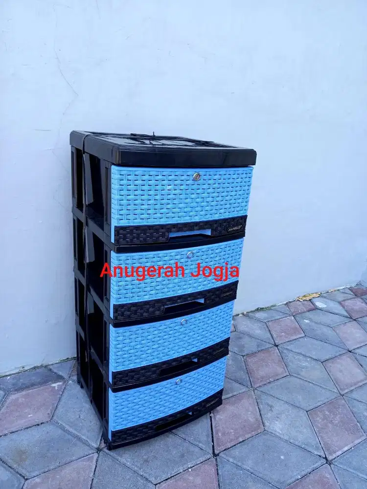 lemari Napolly Scd 4