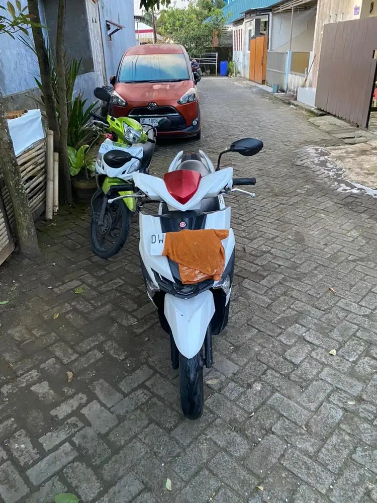 SOUL GT 125 PUTIH
