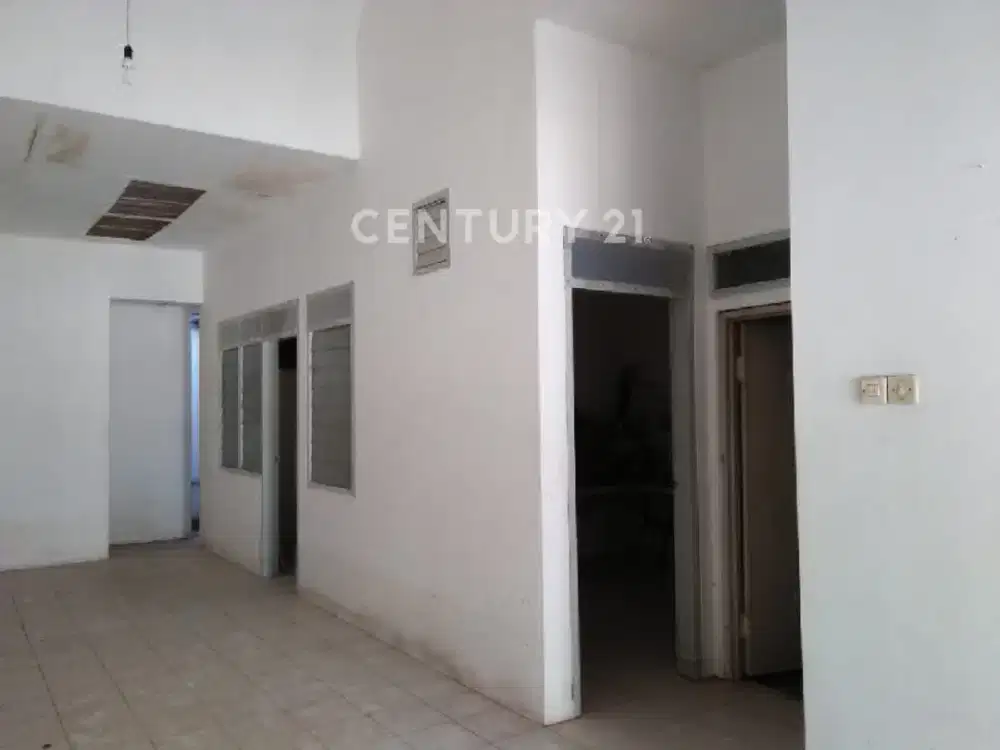 DIJUAL RUMAH TAMAN RATU INDAH, JAKARTA BARAT