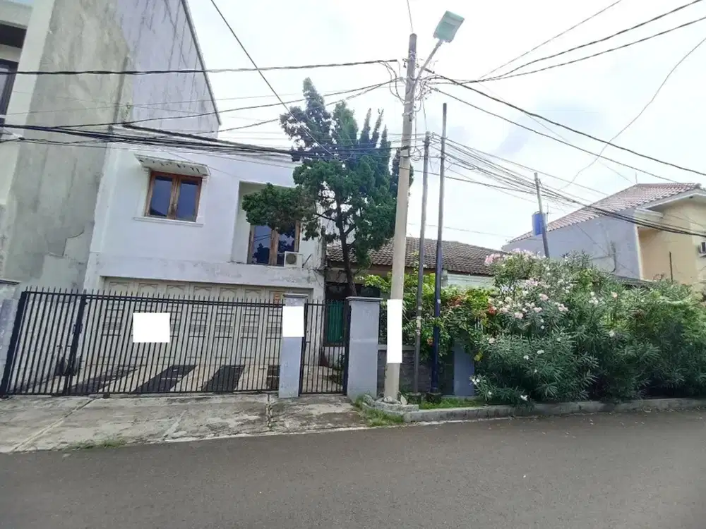 Ss.2542 - Murah !! Dijual Rumah Standart Luas 321 Siap Huni di Pulomas Hadap Selatan Jalan 3 Mobil