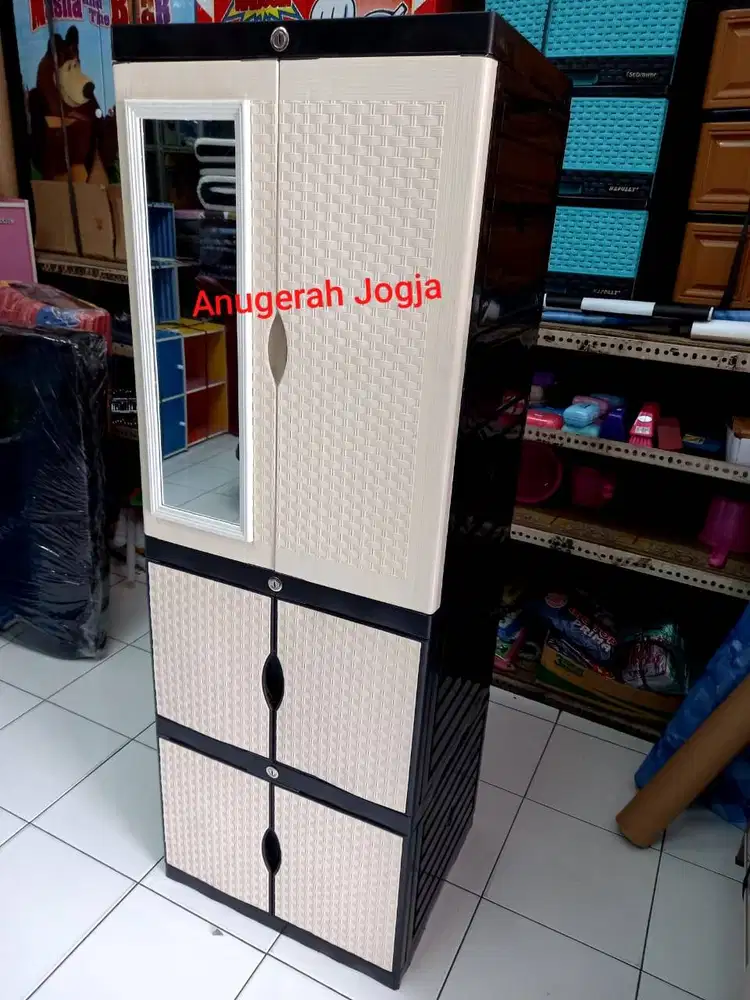 lemari plastik diva Combi susun 4