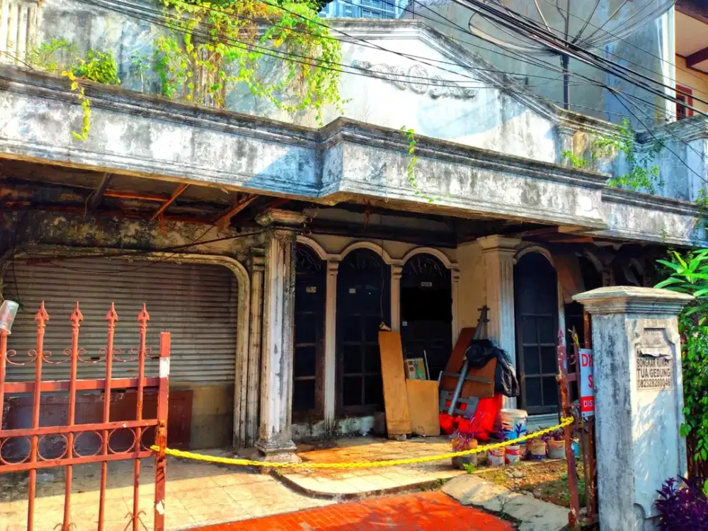 Rumah 2 Lantai di Tebet, Jakarta Selatan.