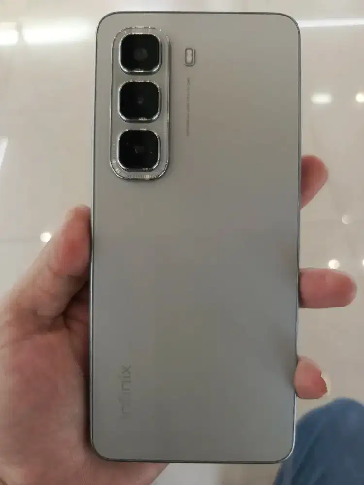 Infinix Hot 50 Nfc ram 8/128 lecet pemakaian