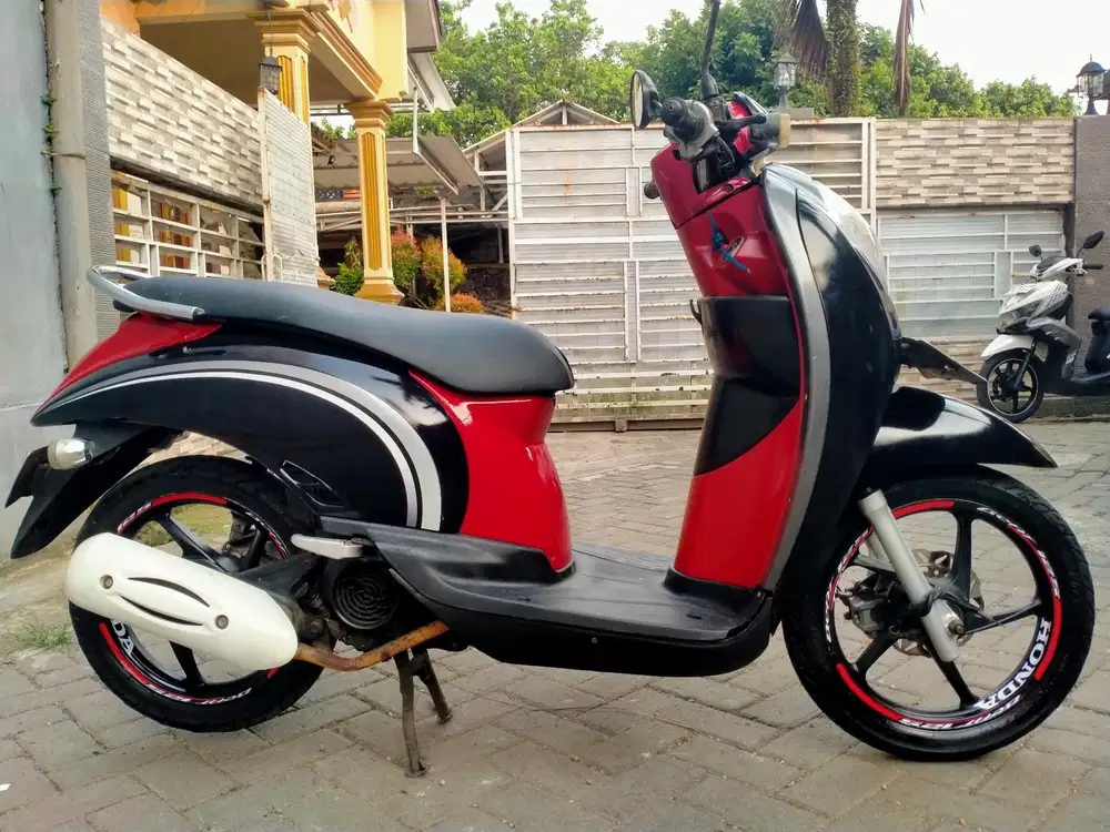 Honda Scoopy pajak hidup lengkap motor sehat kterangan detail dibawah