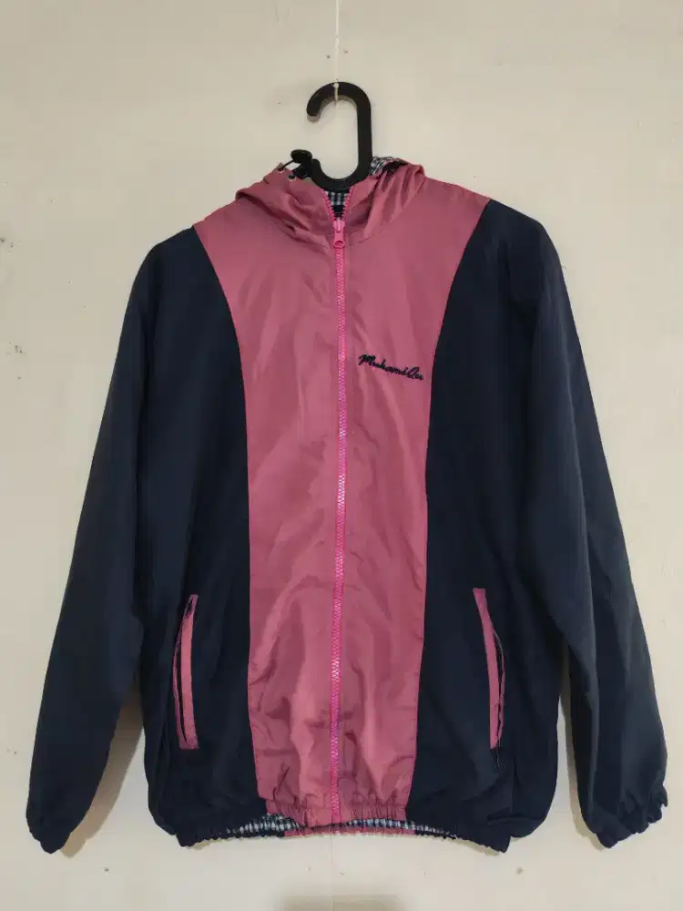 Jaket Gunung Parasut