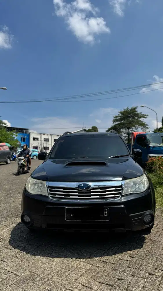 Subaru Forester 2010 Bensin