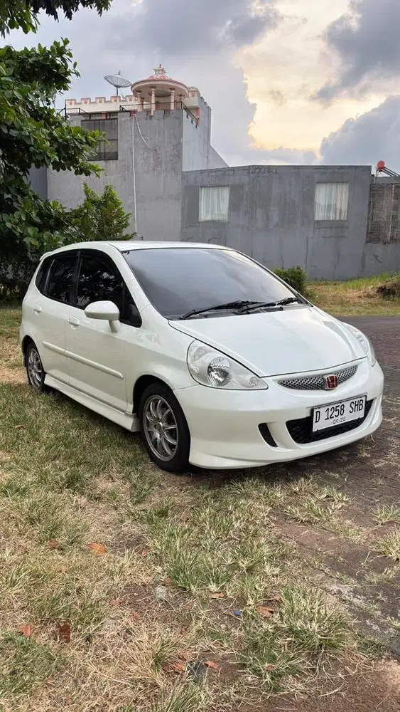 Jazz GD3 MMC 2007 Putih Albino Matic