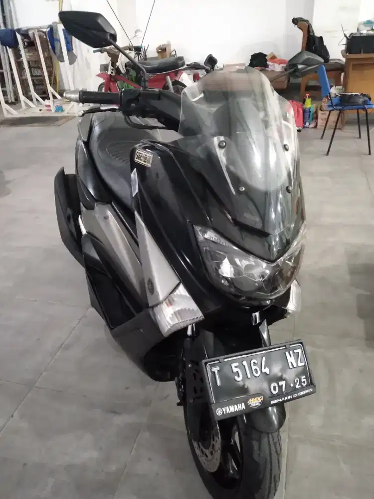 Nmax Non ABS 2017 Hitam