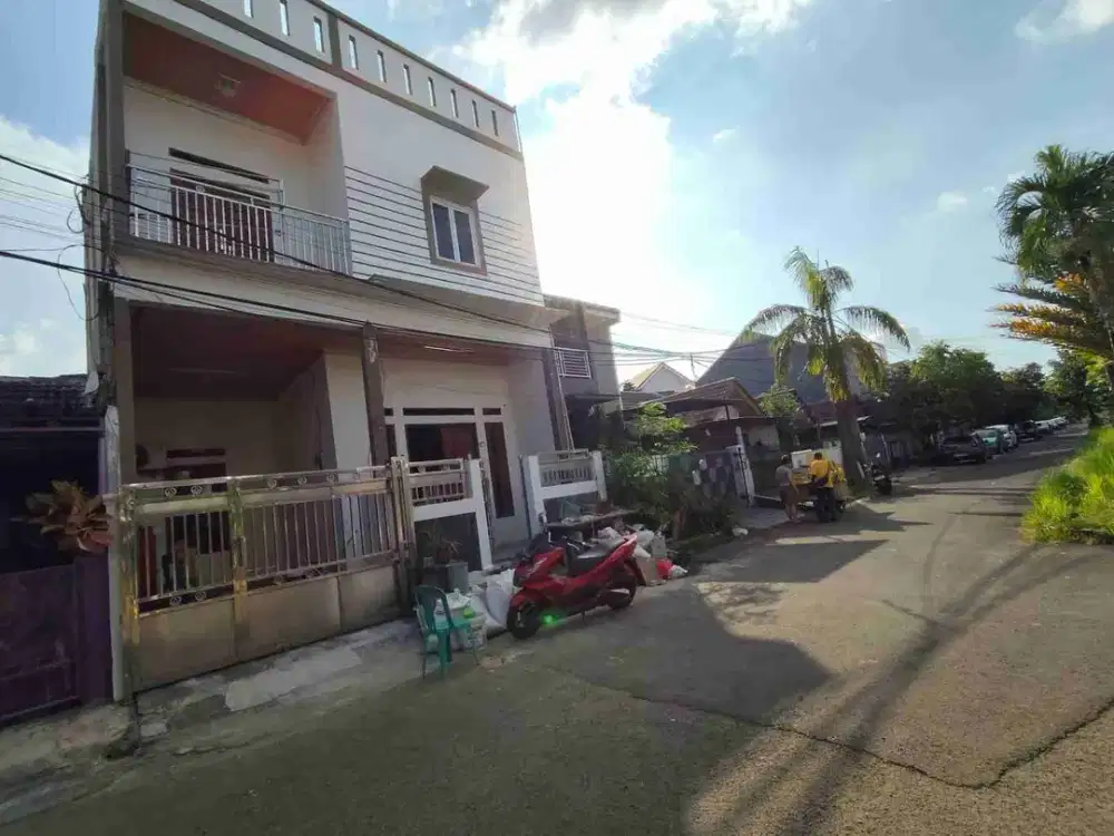 rumah 3 lantai siap huni di Prima Harapan Regency Bekasi