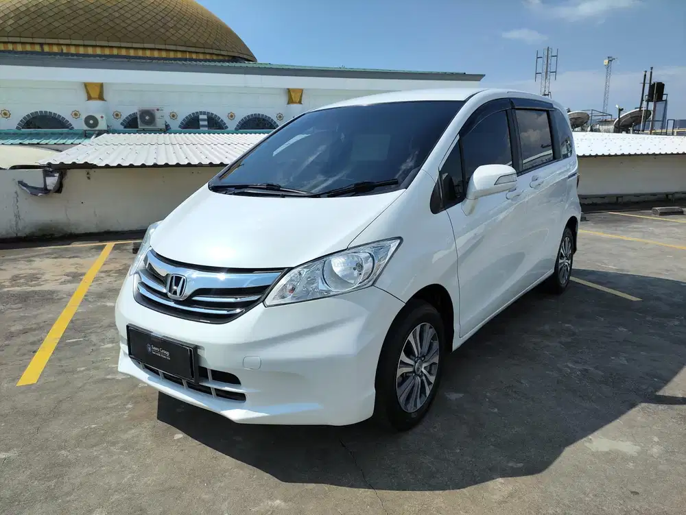 Honda Freed 2013 A/T