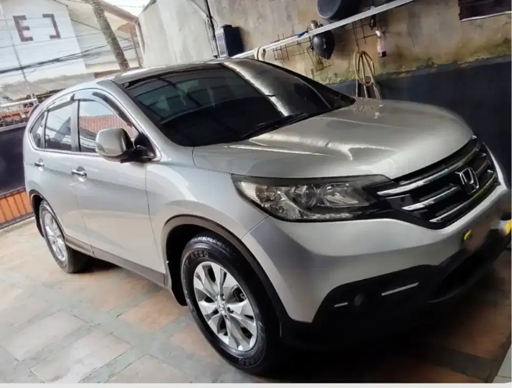 Dijual Honda CRV 2.0 Gen 4 Tahun 2014 (Pemakai)