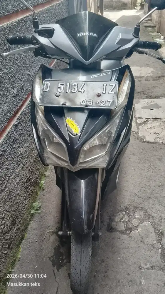 Vario CBS  KZR  125 2012   mulus standran rapih