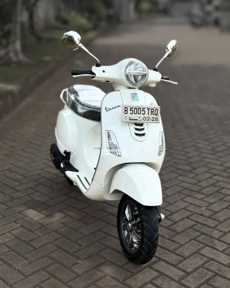 VESPA LX 125 iGET FACELIFT 2023 BERGARANSI
