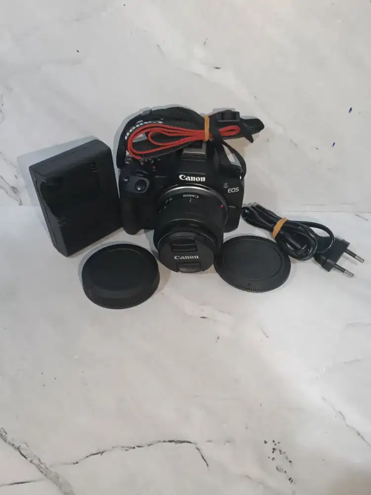 Kamera Canon eos R50