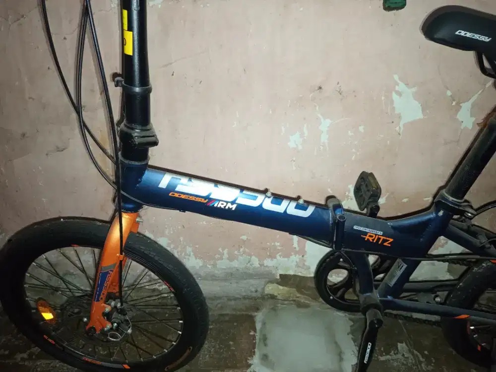 Sepeda lipat odessy velg 20inch